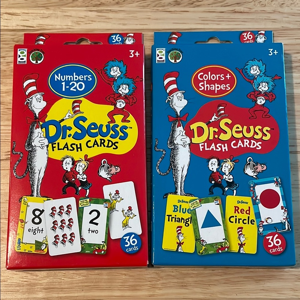 Dr. Seuss Flashcards Set.